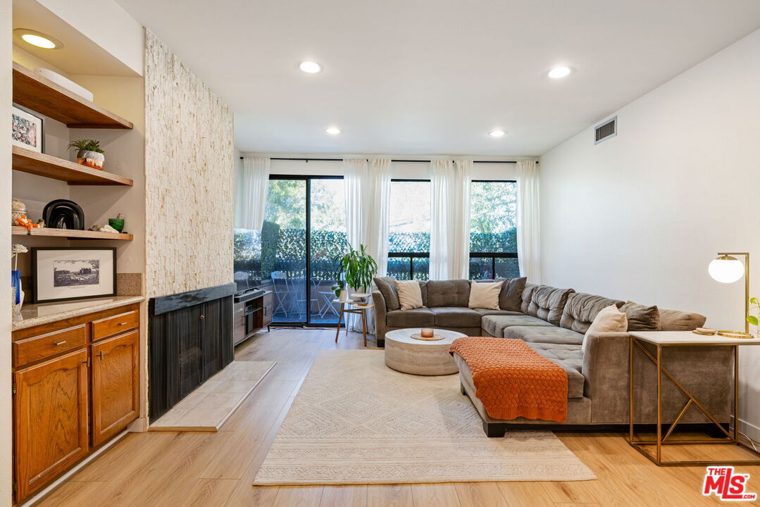 Foto principal - 1833 Fairburn Ave