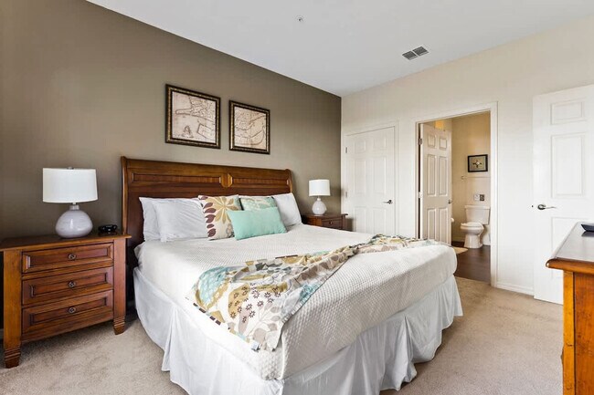 Foto del edificio - 2901 Edenshire Wy