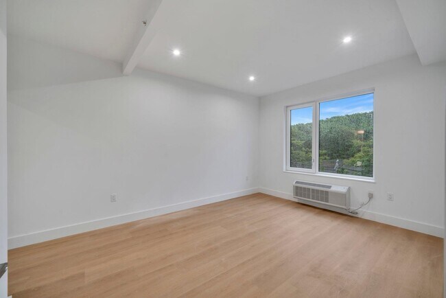 Foto del edificio - 3309 Liberty Ave