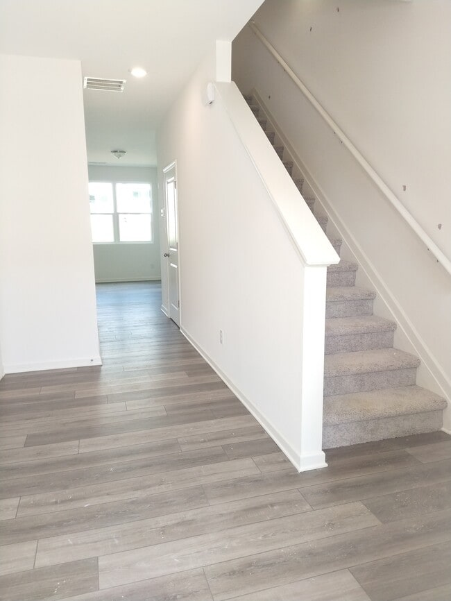 Foto del edificio - 306 Penn Sta Wy