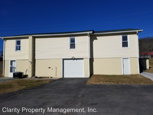 Building Photo - 3900 Old Tasso Rd NE