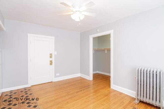 Building Photo - 4600 N Beacon St