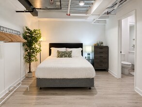 Interior Photo - HWH Luxury Living