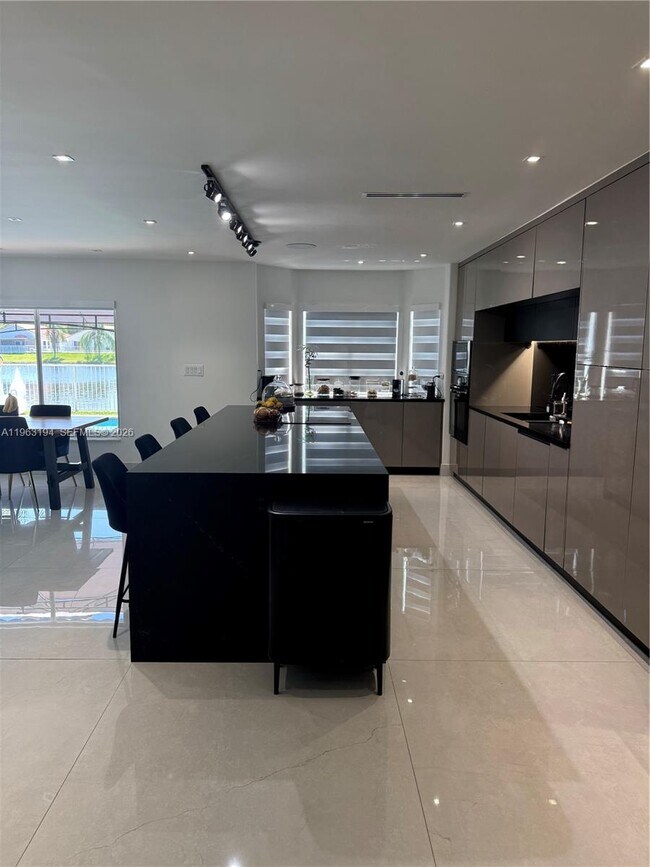 Foto del edificio - 4943 SW 33rd Way