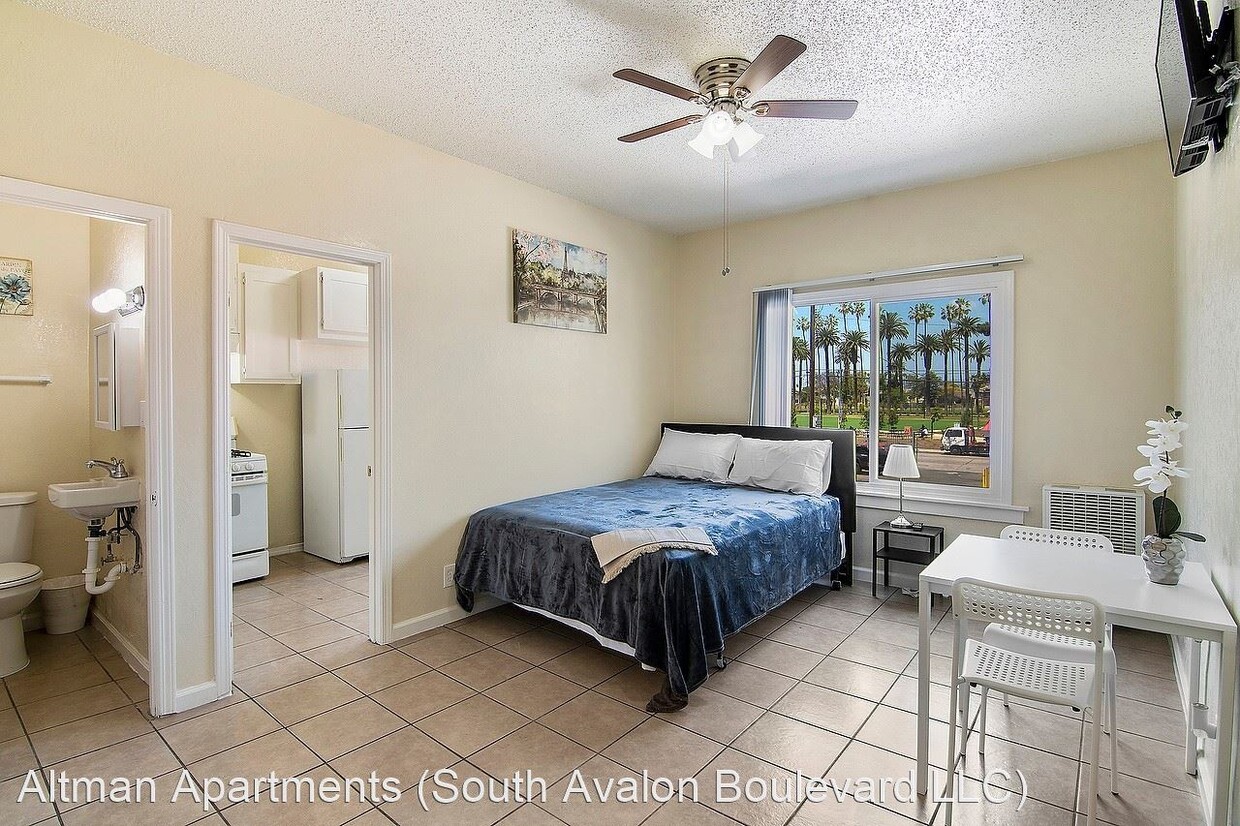 Foto principal - 5117-5123 S Avalon Blvd