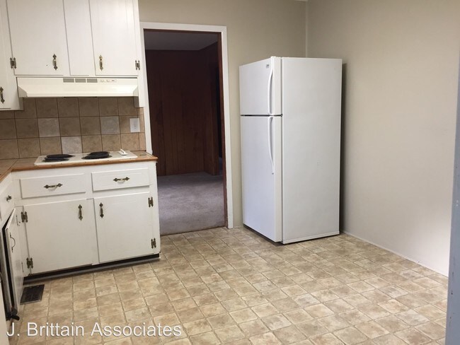 Building Photo - 3 br, 2 bath House - 1161 State Farm Road