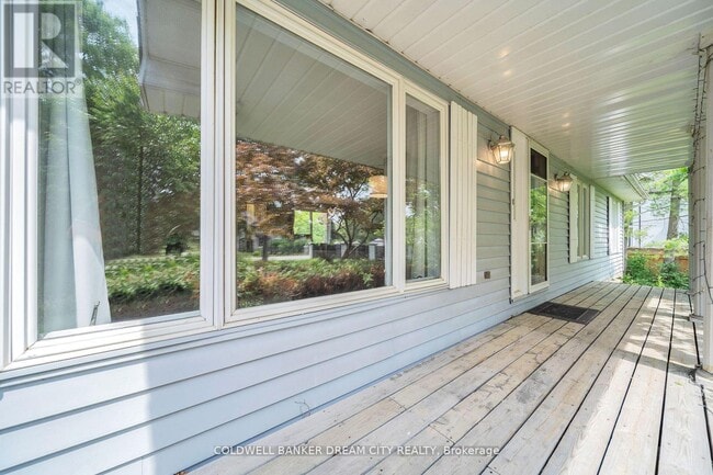 Building Photo - 8295 Creditview Rd