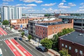Building Photo - 1318 W Broad St