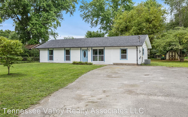 Building Photo - 4 br, 2 bath House - 1913 Robinson Rd