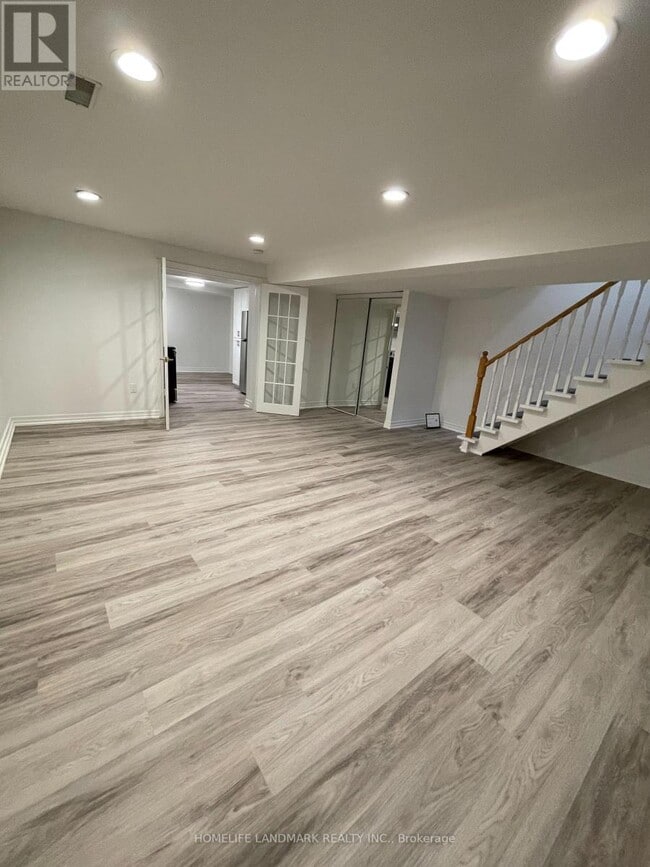 Building Photo - 40 Blackforest Dr