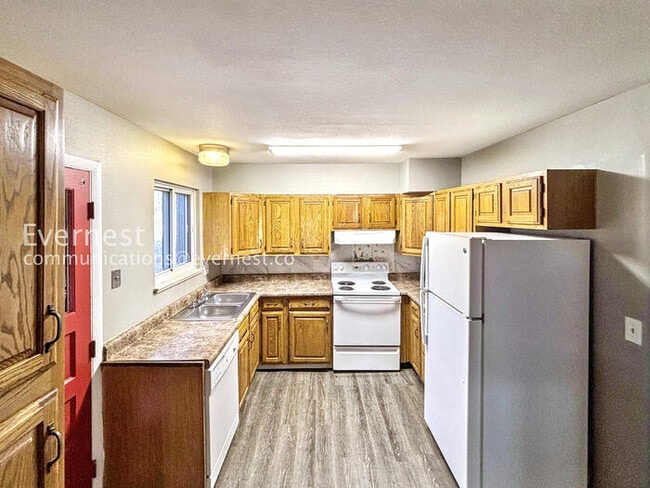 Foto del edificio - 3191 Troy St