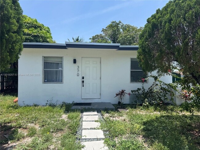Building Photo - 370 NW 15th Ct