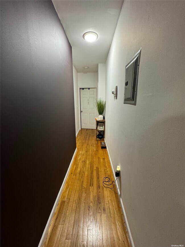 Foto del edificio - 162-15 46th Ave