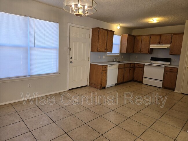 Foto del edificio - 6318 31st St