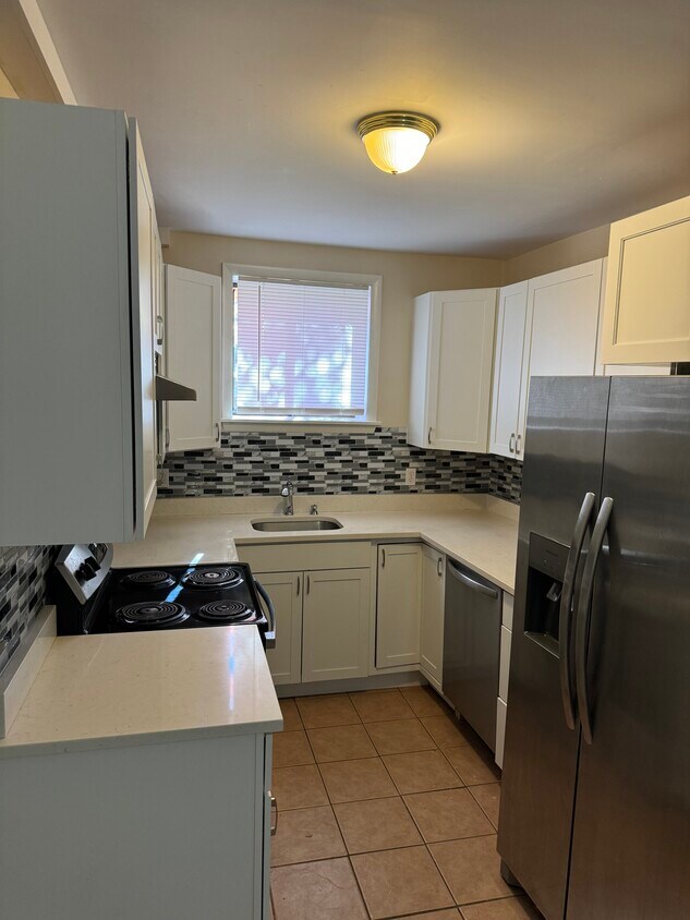 Foto principal - 65 Winfield St