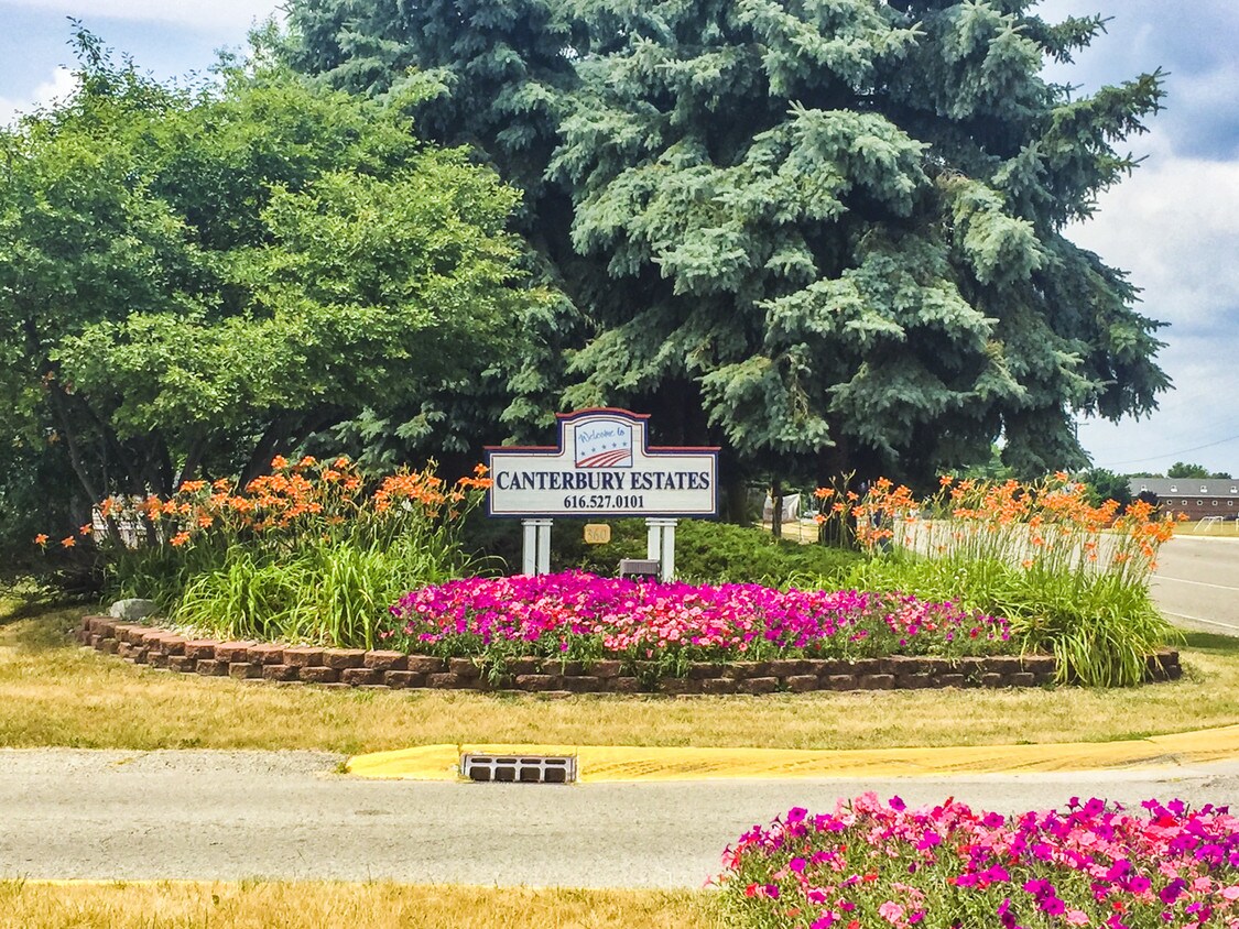 Canterbury Estates Apartments Ionia, MI