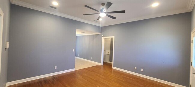 Foto del edificio - 1010 Newport Pkwy