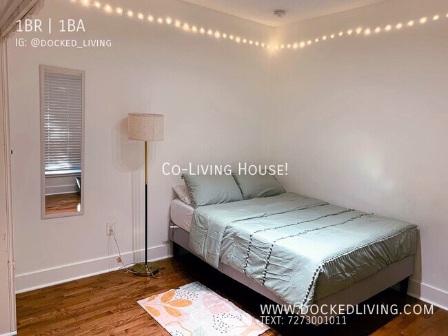 Foto del edificio - Bedroom in Co-Living House. Available now