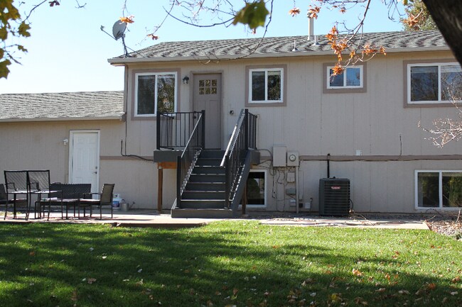 Foto del edificio - 10748 Routt St