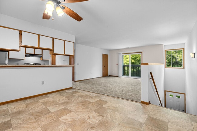 Building Photo - Fox Lane Apartments