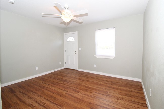 Foto del edificio - 1 M.L.K. Jr Blvd