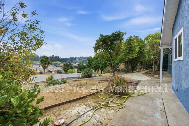 Foto del edificio - 9002 Watson Pl