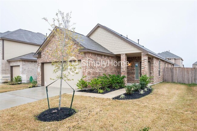 Building Photo - 2219 Spring Hollow Dr