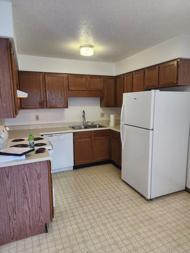 Foto del edificio - 1490 Tower Dr