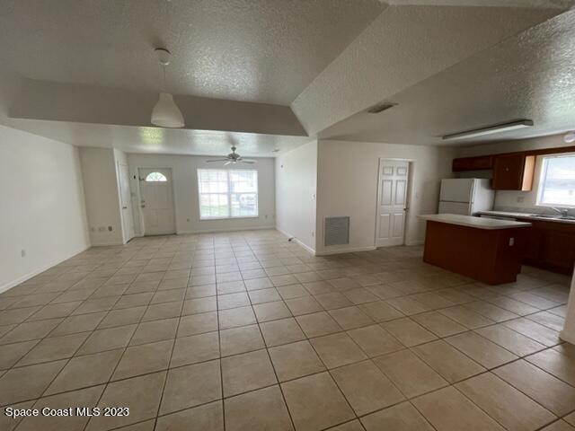 Foto del edificio - 828 Faull Dr