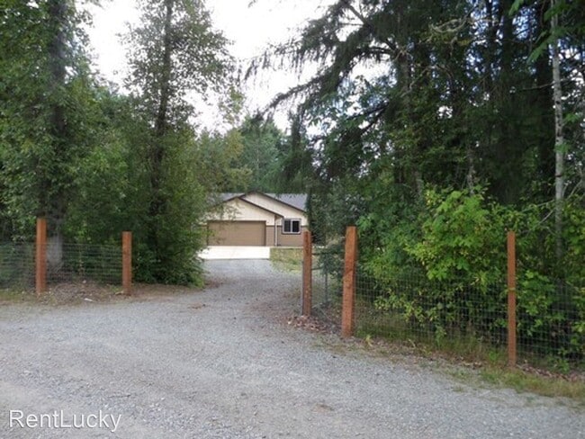 Foto del edificio - 3 br, 2 bath House - 22905 149th Ave. E