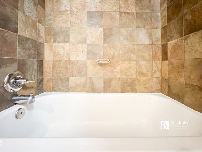 Building Photo - 13615 Tree Leaf Ct