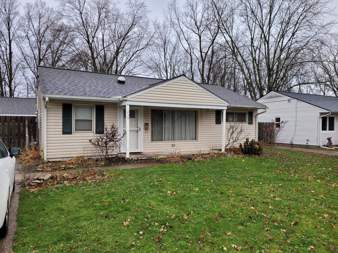 Foto principal - 239 Kempton Dr