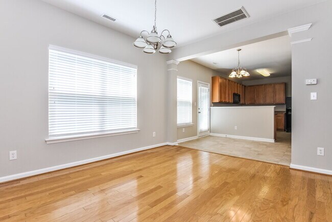 Foto del edificio - 3629 Pinkham Way