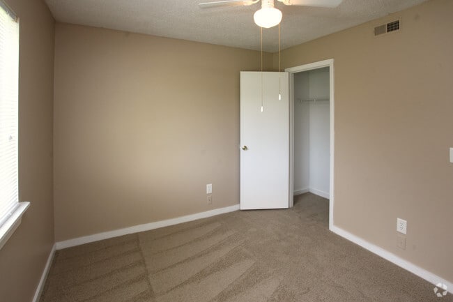 Interior Photo - Brookwood