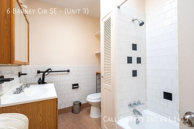 Foto del edificio - 6 Barney Cir SE