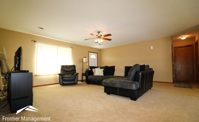 3 br, 2 bath House - 2700 Brookpointe Circle photo'