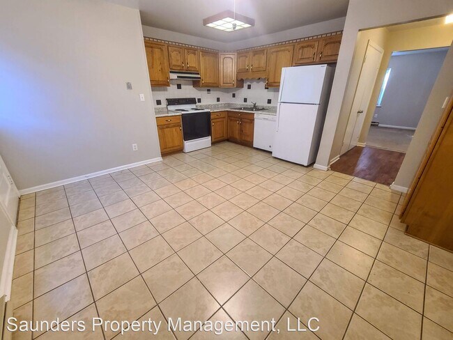Building Photo - 3 br, 1 bath House - 2770 Laguna Avenue