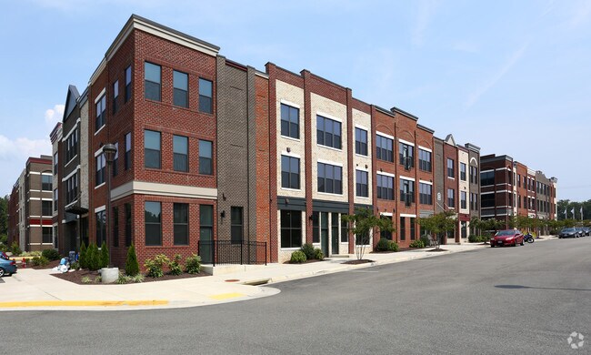 Primary Photo - Colony Village Apartments Primary Photo - Colony Village Apartments