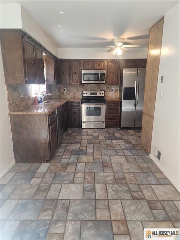 Building Photo - 28 Piccadilly Circus St