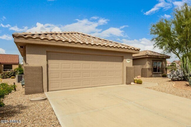 Building Photo - 15904 W La Paloma Dr