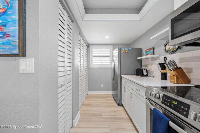 Building Photo - Oceanfront Oasis