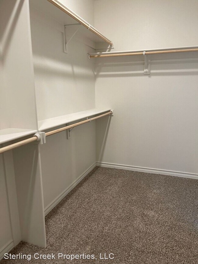 Foto del edificio - 4 br, 2 bath House - 7811 96th St