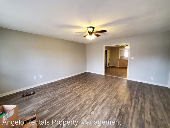 Building Photo - 3 br, 1 bath House - 921 Tarver