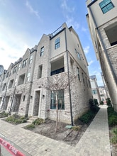 Building Photo - 630 Dalton Ln