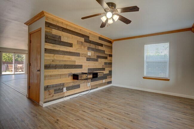 Foto del edificio - 23 SW Eston Ct