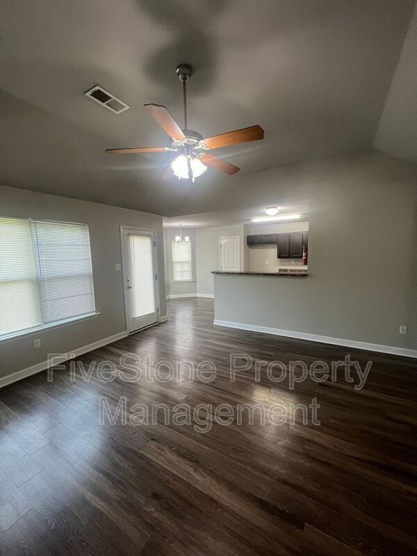 Building Photo - 3965 Shae Pierce Dr