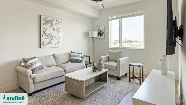 Building Photo - 740 N Dixie Hwy