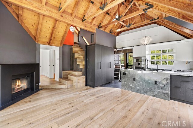 Foto del edificio - 537 Canyon Acres Dr