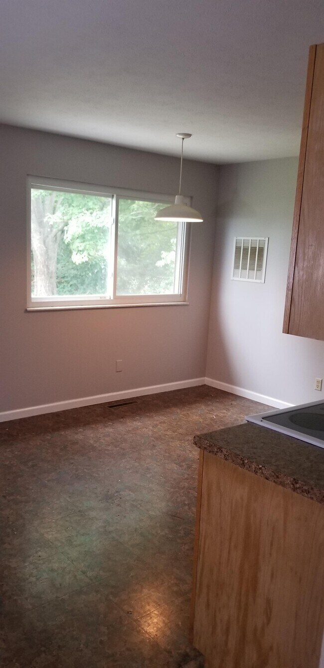 3094 Noe Bixby Rd, Columbus, OH 43232