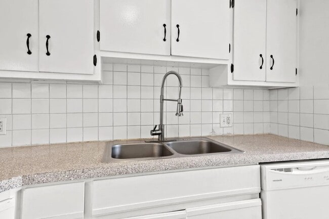 Interior Photo - Park Ridge Apartments